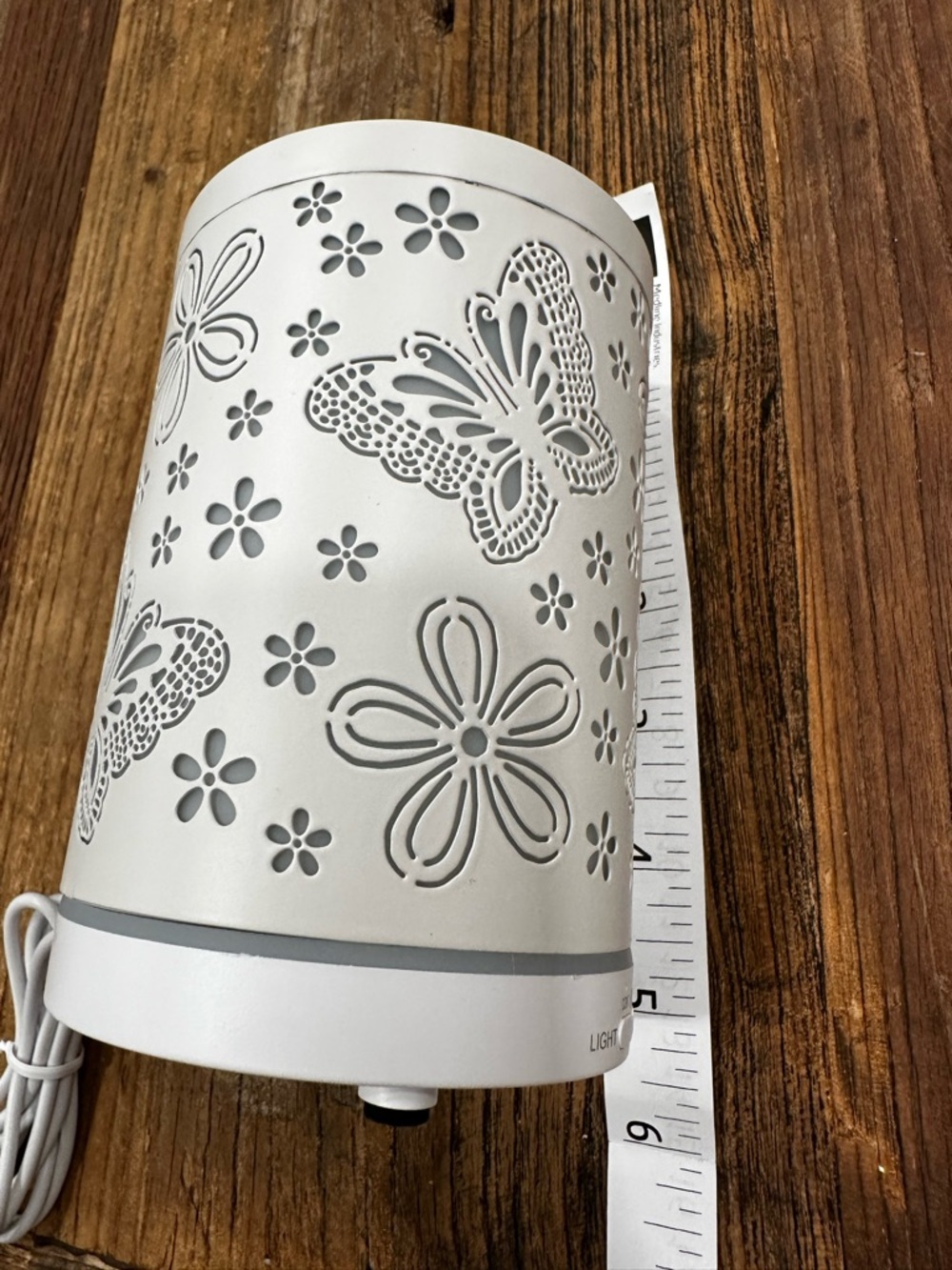 White Butterfly & Floral Electric Diffuser - Picture 4 of 6